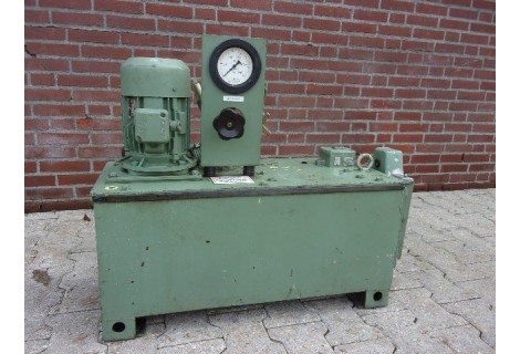Olieunit Orsta 400 volt 1,5 kw 200 bar , gebruikt